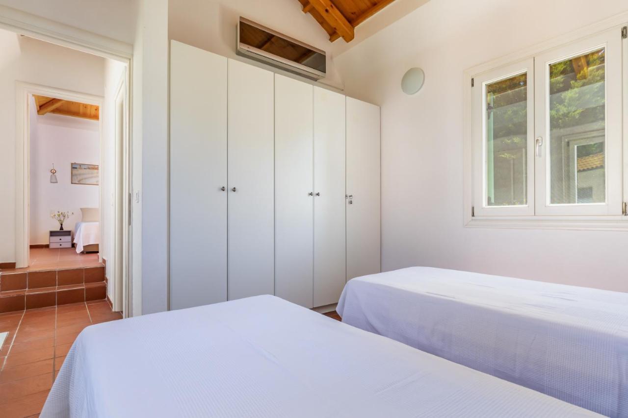 Myrto'S House At Agnontas Villa Exterior photo
